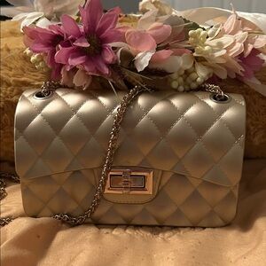Elegant Gold Quilted Chain Bag